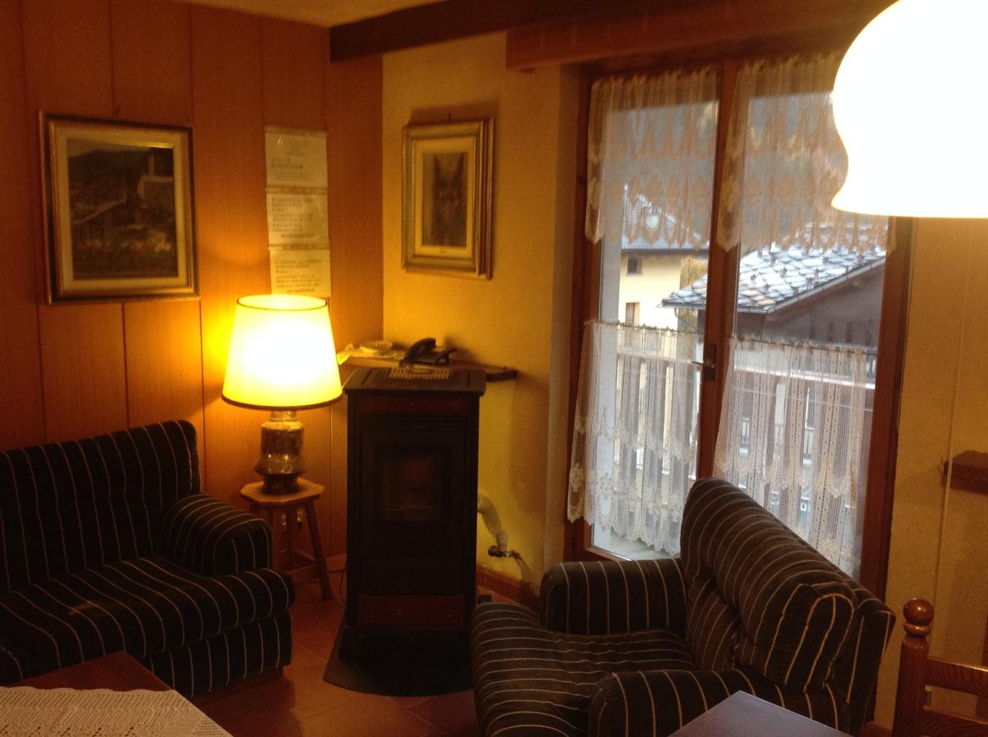 Albergo Castello Da Bonino Champorcher Bagian luar foto