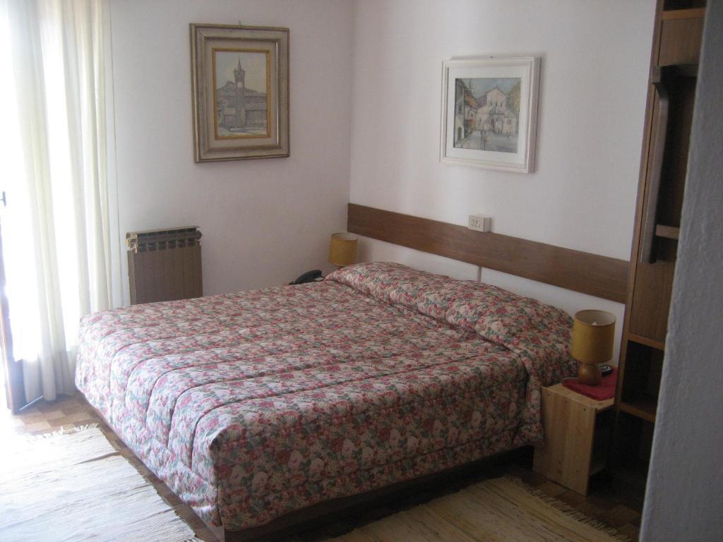 Albergo Castello Da Bonino Champorcher Ruang foto