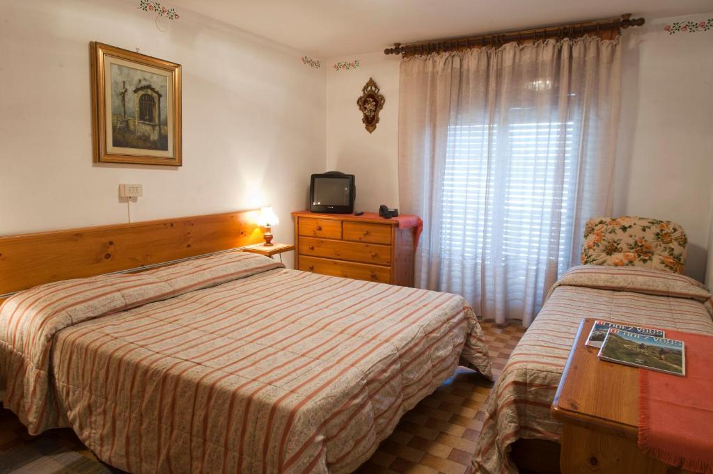 Albergo Castello Da Bonino Champorcher Ruang foto