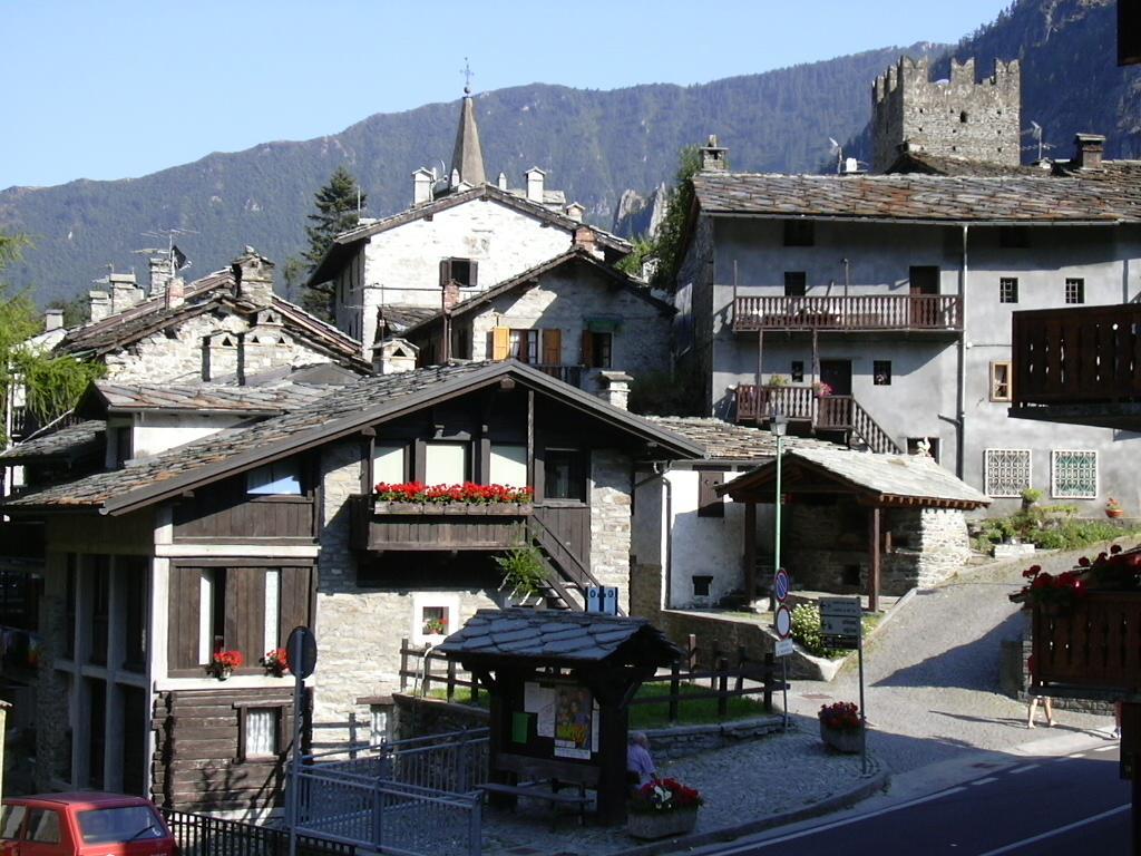 Albergo Castello Da Bonino Champorcher Bagian luar foto